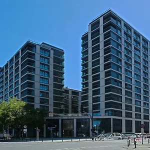 https://mennica-central-apartments.warsawhotelspoland.com