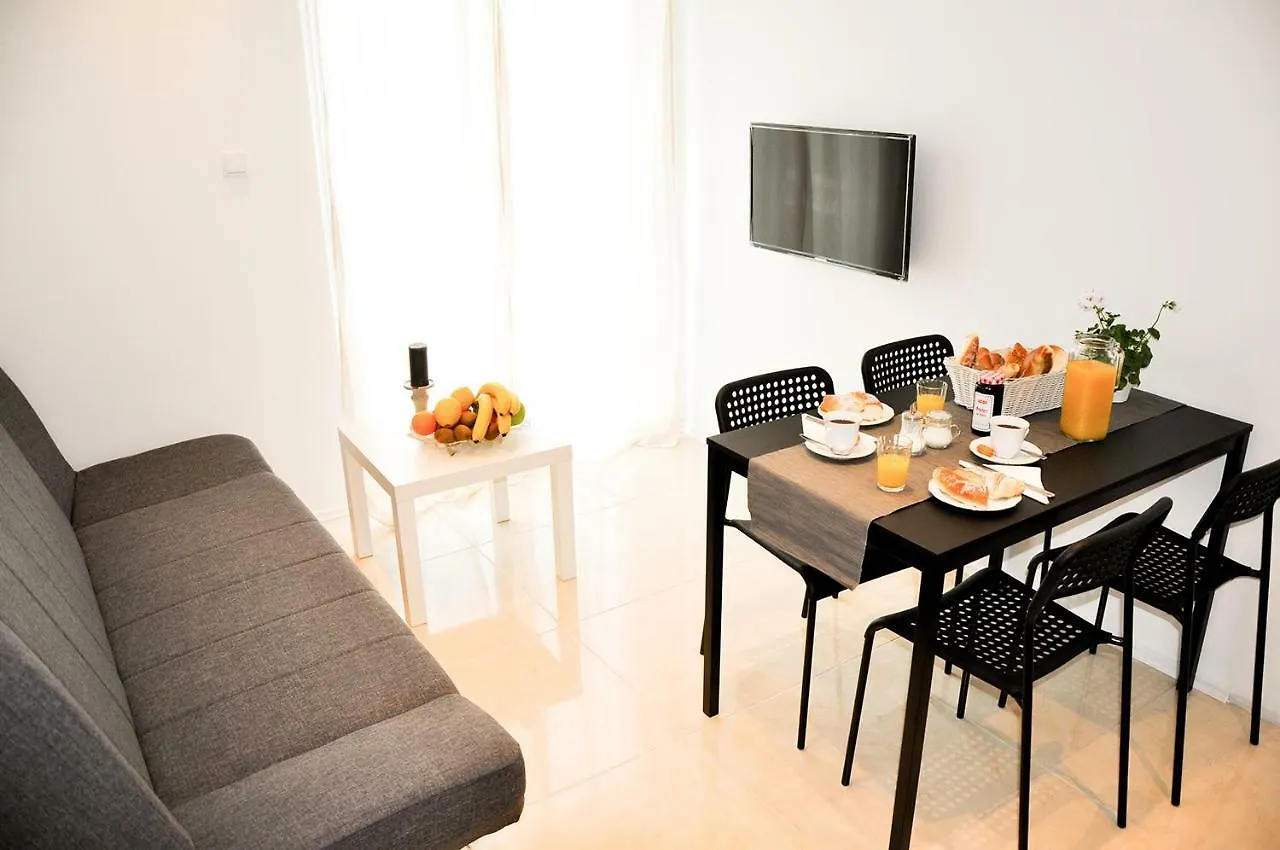 Short Street Apartments Kastela